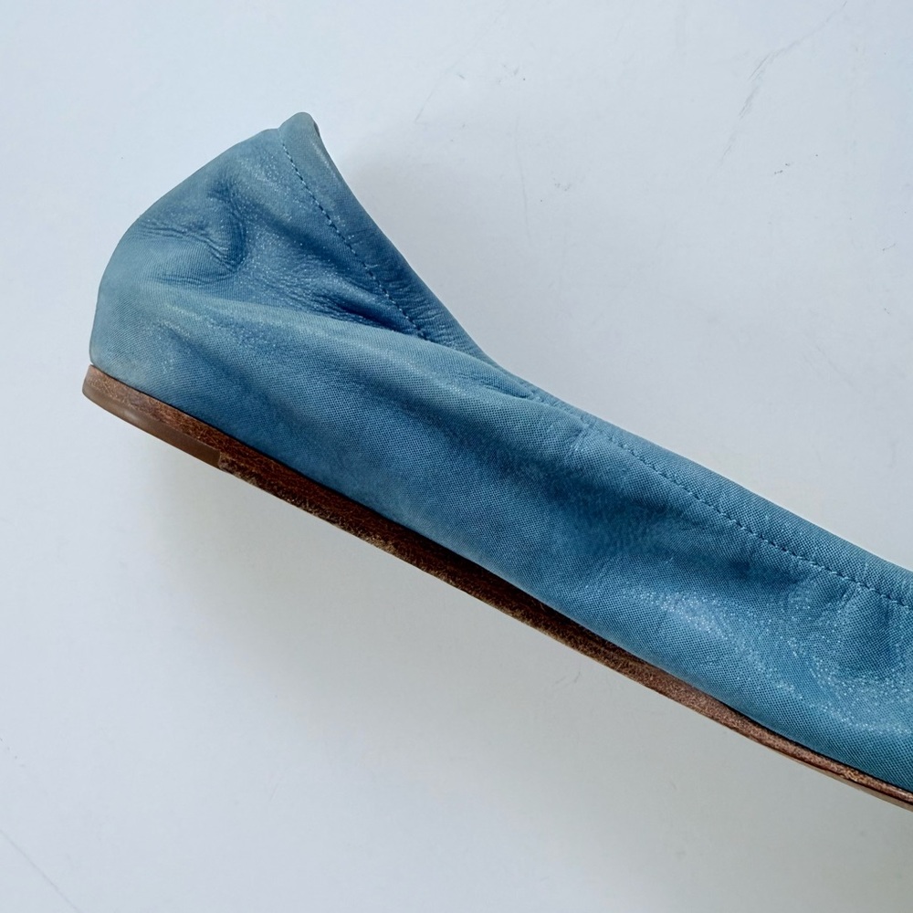 Vera Wang Lavendar Label Leather Ballet Flats in Blue Shimmer Size 8 - Picture 12 of 16